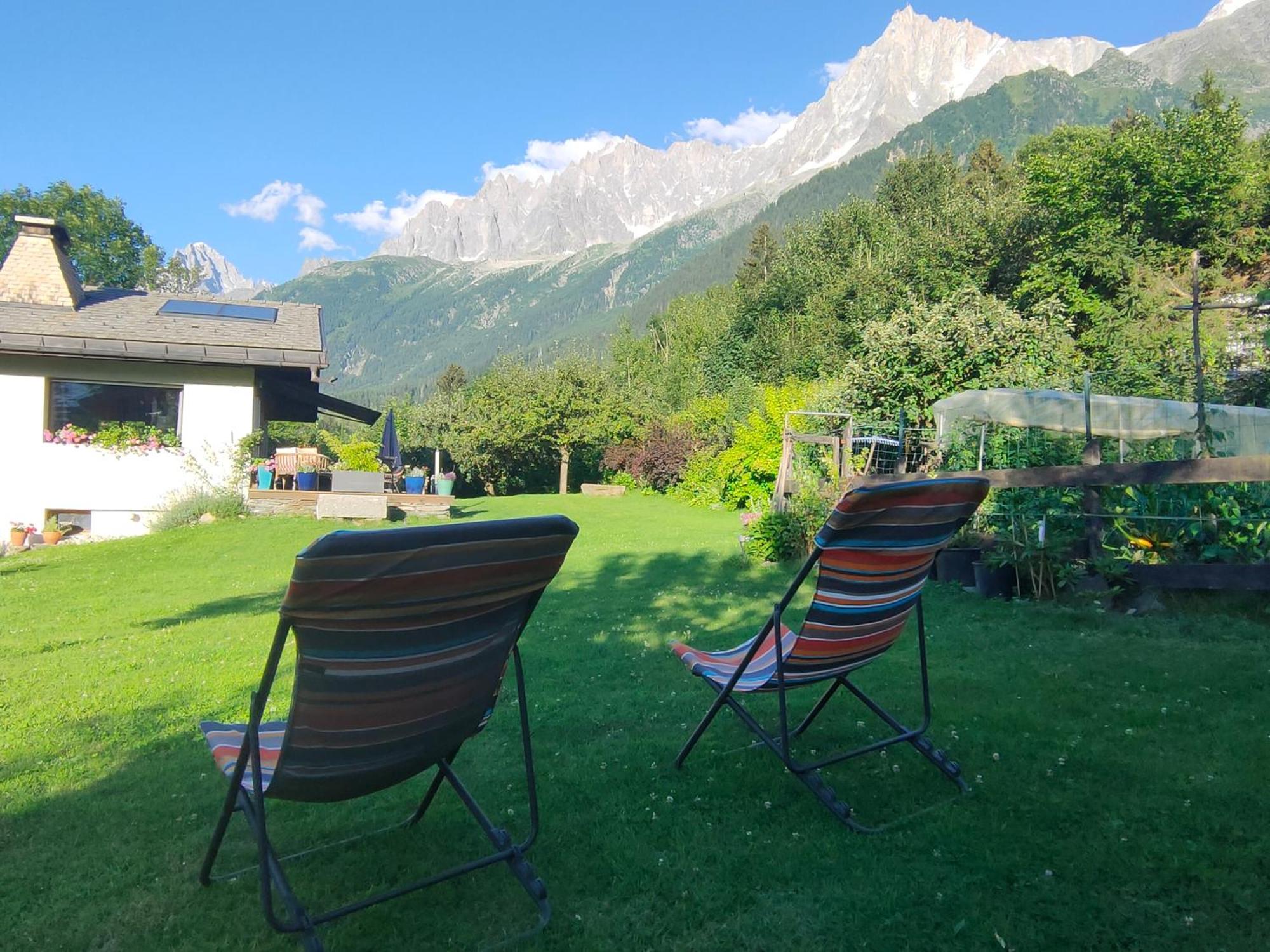 Beau Studio Dans La Vallee De Chamonix Les Trabets Экстерьер фото