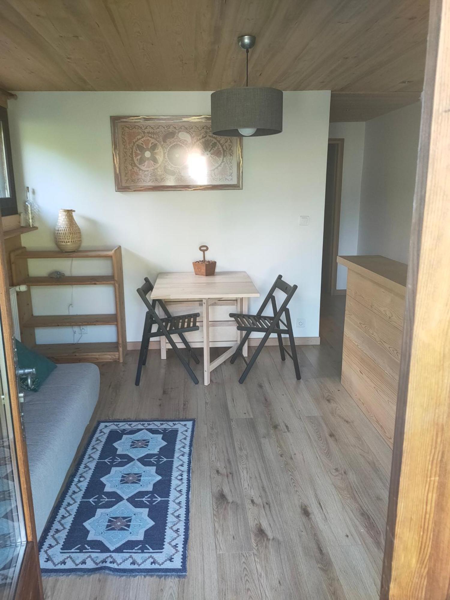 Beau Studio Dans La Vallee De Chamonix Les Trabets Экстерьер фото