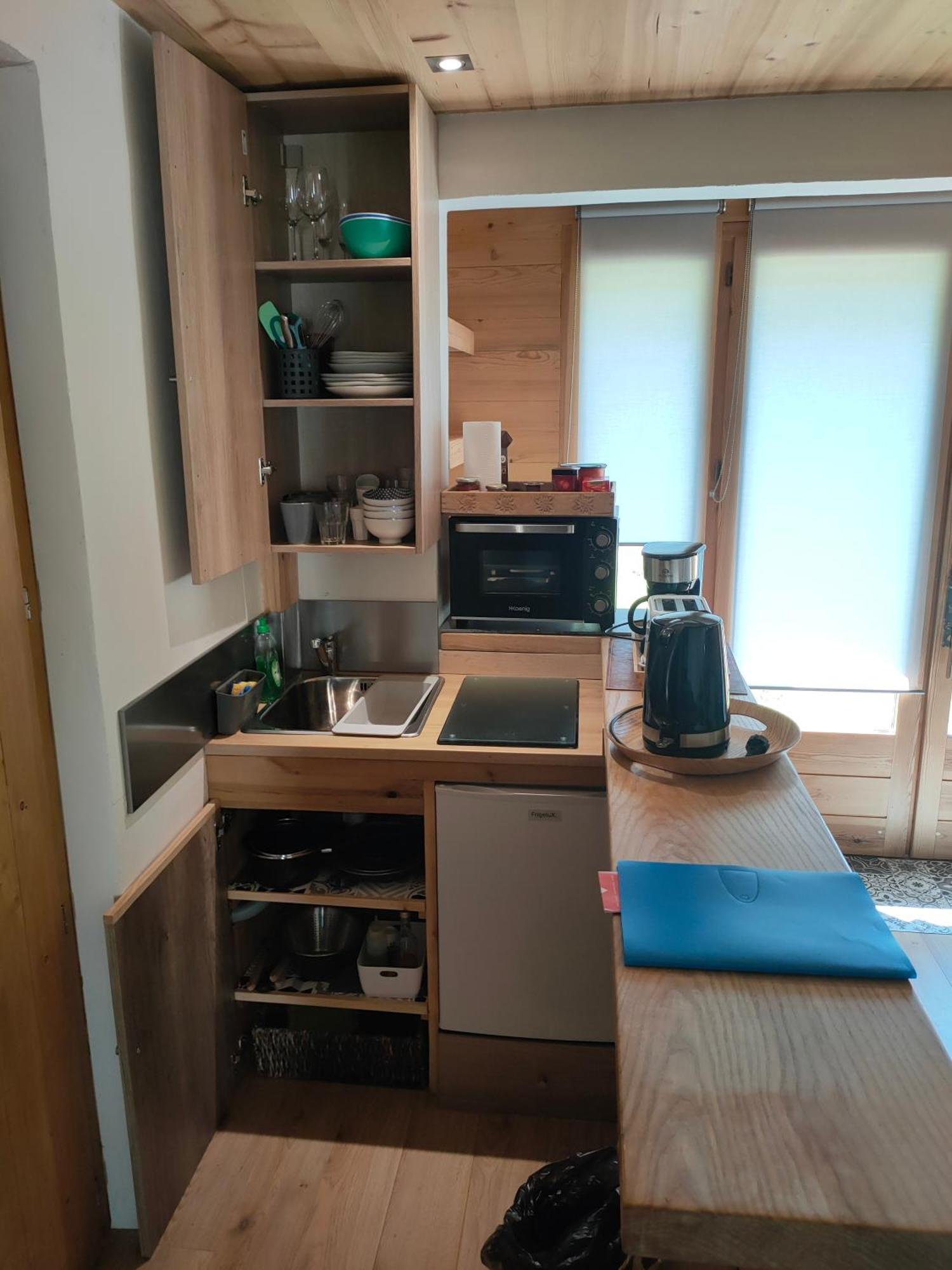 Beau Studio Dans La Vallee De Chamonix Les Trabets Экстерьер фото