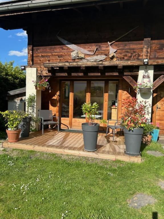 Beau Studio Dans La Vallee De Chamonix Les Trabets Экстерьер фото
